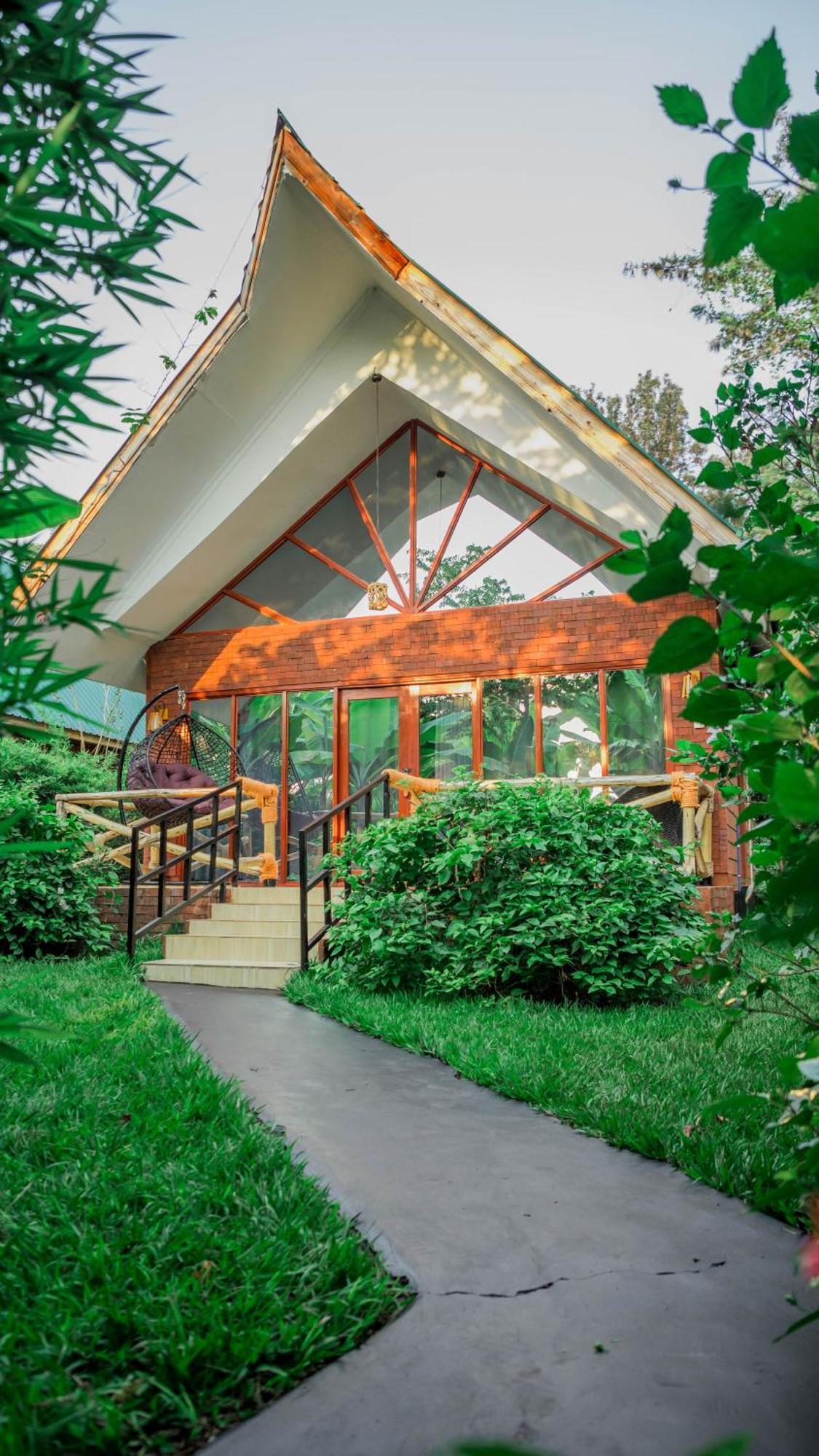 Shose Farmhouse Chalets & Campsite Moshi Ngoại thất bức ảnh