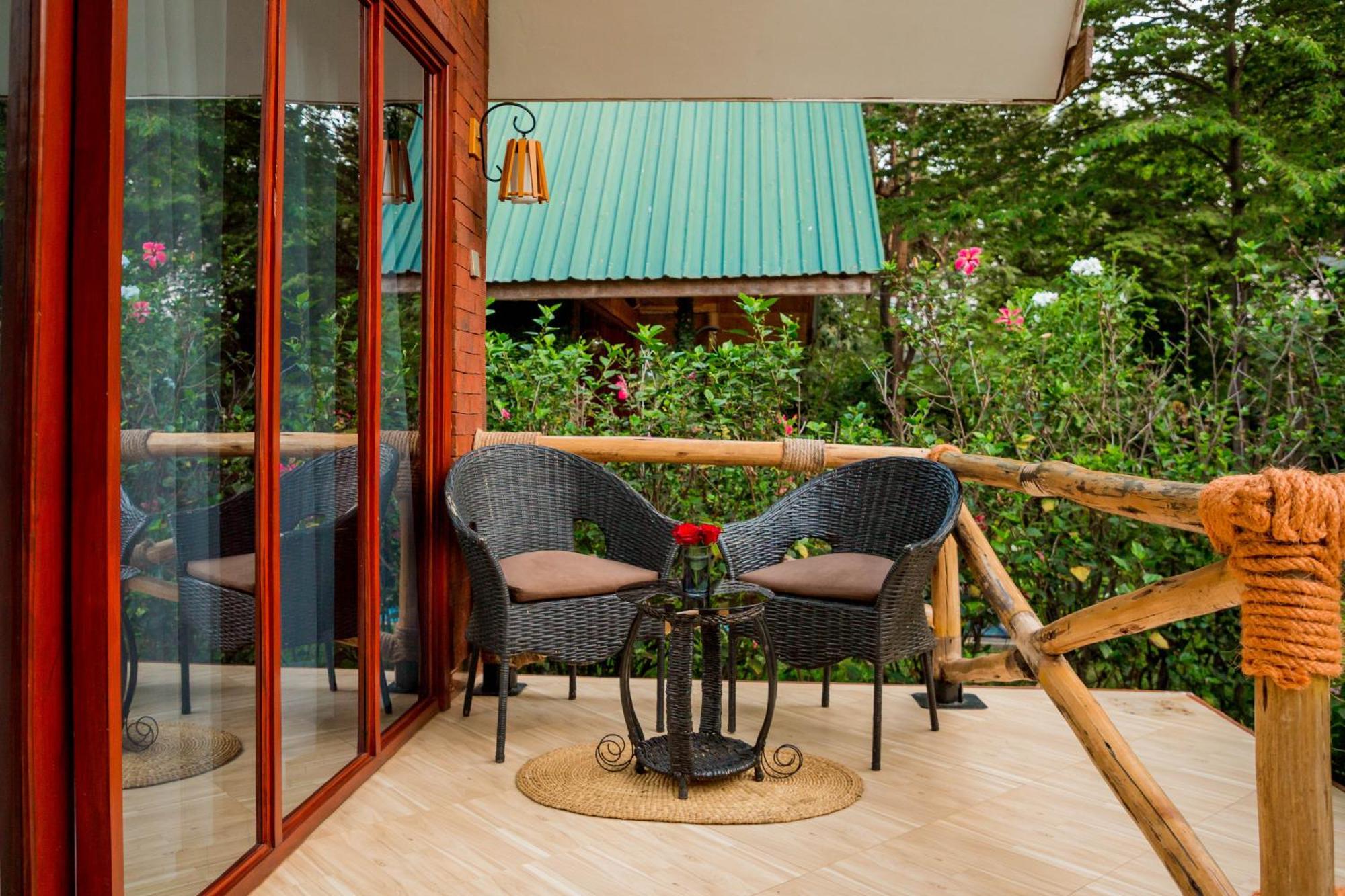 Shose Farmhouse Chalets & Campsite Moshi Ngoại thất bức ảnh